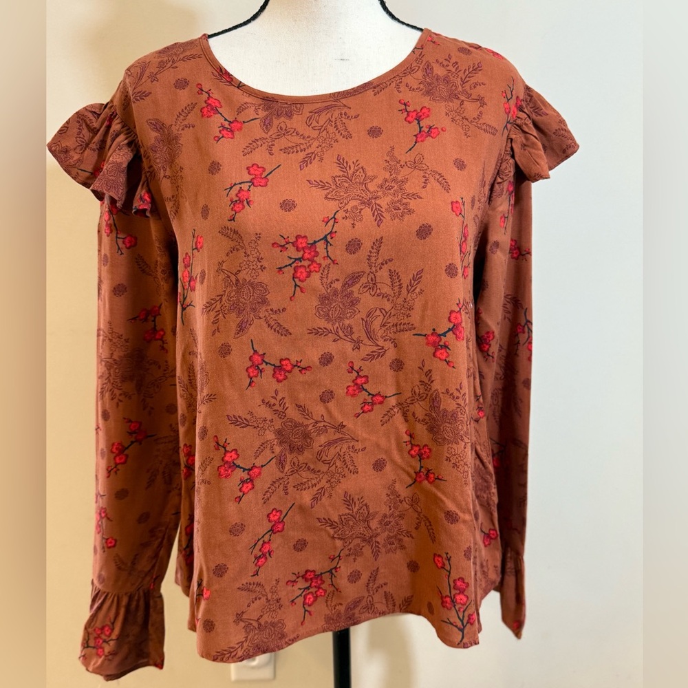 Hem & Thread brown red floral ruffled shoulder top SZ SM